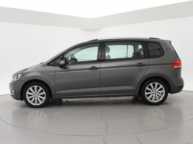 Volkswagen Touran 1.4 TSI 150 PK DSG AUT. 7-PERSOONS HIGHLINE + TREKHAAK | APPLE CARPLAY | STOELVERWARMING