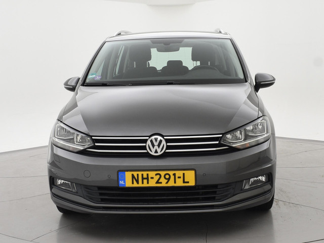 volkswagen-touran-1.4-tsi-150-pk-dsg-aut.-7-persoons-highline---trekhaak---apple-carplay---stoelverwarming
