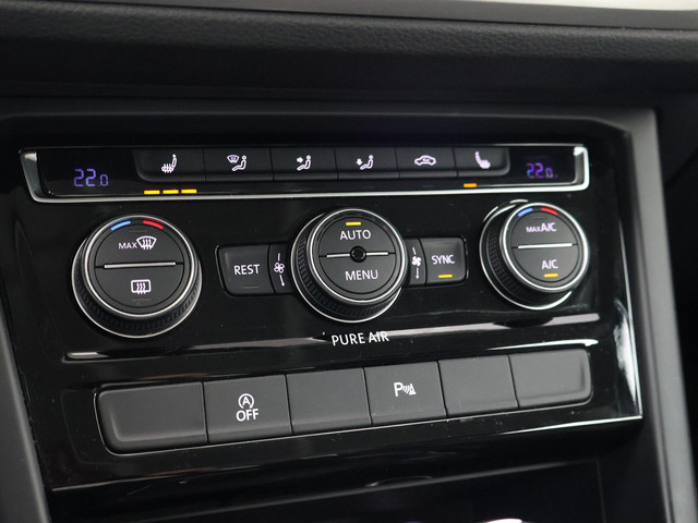 Volkswagen Touran 1.4 TSI 150 PK DSG AUT. 7-PERSOONS HIGHLINE + TREKHAAK | APPLE CARPLAY | STOELVERWARMING