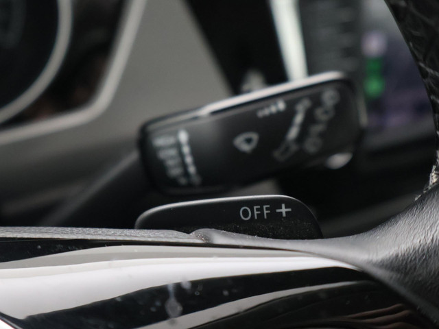 Volkswagen Touran 1.4 TSI 150 PK DSG AUT. 7-PERSOONS HIGHLINE + TREKHAAK | APPLE CARPLAY | STOELVERWARMING