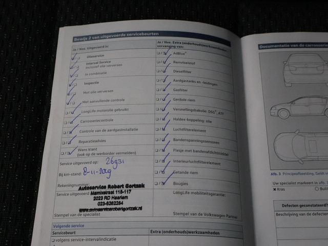 Volkswagen Touran 1.4 TSI 150 PK DSG AUT. 7-PERSOONS HIGHLINE + TREKHAAK | APPLE CARPLAY | STOELVERWARMING