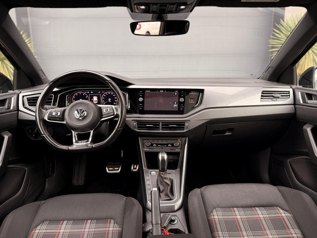 Volkswagen Polo 2.0 TSI DSG GTI Virtual Pano Keyless Automaat