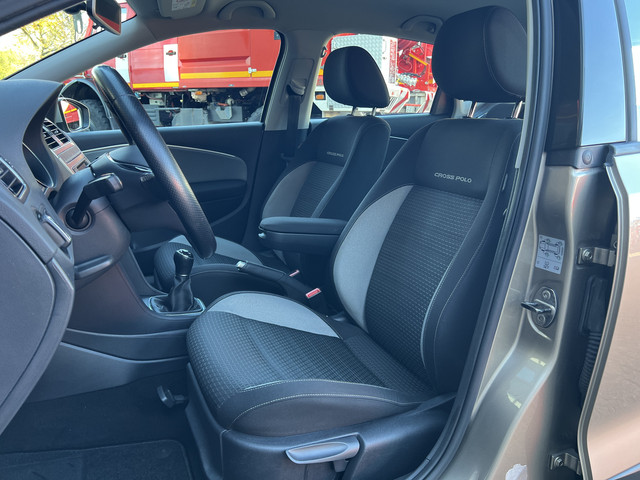 Volkswagen Polo 1.2 TSI Highline | Cross Polo | CC | Stoelverw. | Parkeersensoren |