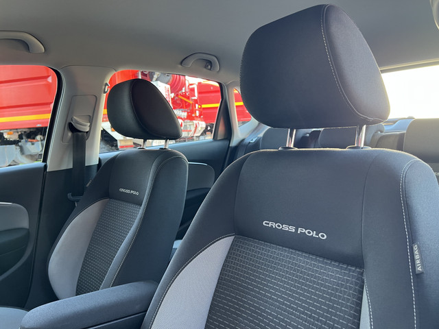 Volkswagen Polo 1.2 TSI Highline | Cross Polo | CC | Stoelverw. | Parkeersensoren |