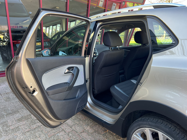 Volkswagen Polo 1.2 TSI Highline | Cross Polo | CC | Stoelverw. | Parkeersensoren |