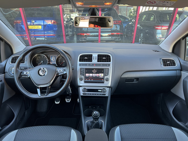 Volkswagen Polo 1.2 TSI Highline | Cross Polo | CC | Stoelverw. | Parkeersensoren |