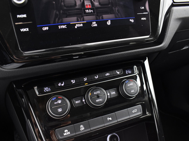 Volkswagen Touran 1.4 TSI 150pk DSG Highline Business R 7p · Apple Android Car Play · P-Sensoren · Elek. Achterklep · Trekhaak · Stoel & Stuur Ver