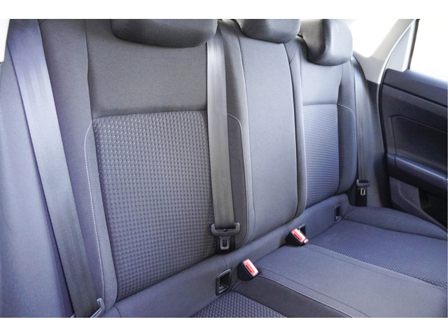 Volkswagen Polo 1.0 TSI 5drs Comfortline BJ2017 Lmv 15 | Led | Navi | App-Connect | Airco | Cruise control | Getint glas | Nw-model!