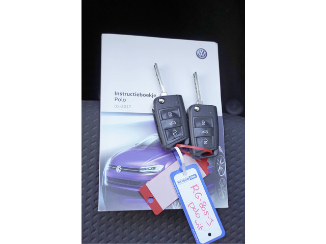 Volkswagen Polo 1.0 TSI 5drs Comfortline BJ2017 Lmv 15 | Led | Navi | App-Connect | Airco | Cruise control | Getint glas | Nw-model!