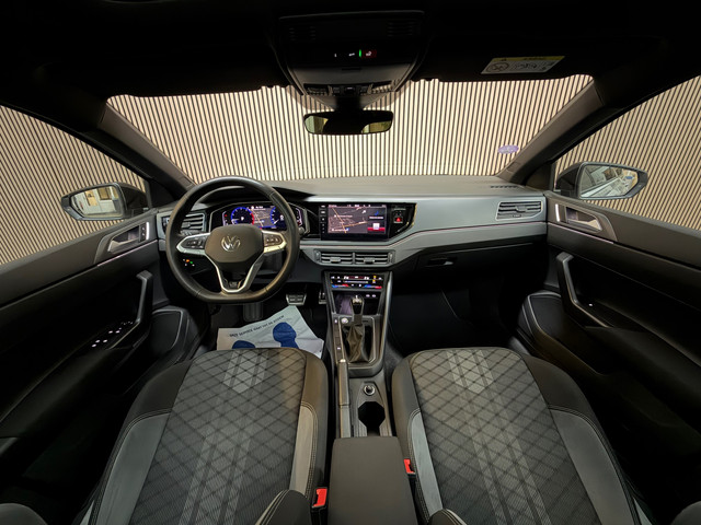 Volkswagen Polo 1.0 TSI R-Line 2022 DSG PANO IQ-LIGHT VIRTUAL CAR-PLAY