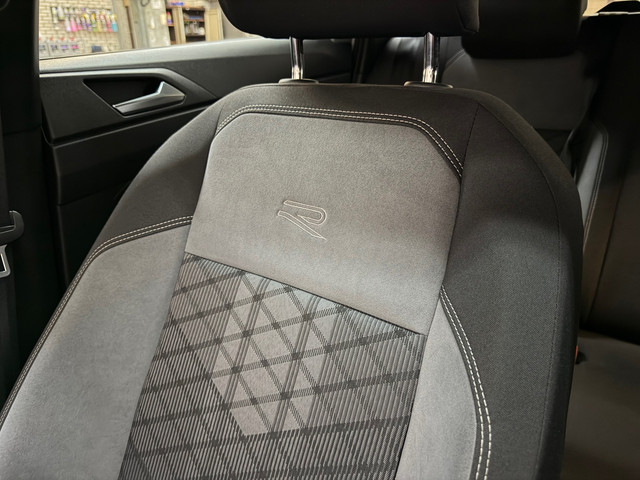 Volkswagen Polo 1.0 TSI R-Line 2022 DSG PANO IQ-LIGHT VIRTUAL CAR-PLAY