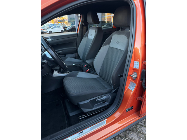 Volkswagen Polo 1.0 TSI Highline R-Line|Led|Camera|VirtualDash|Climatronic|Nap!!