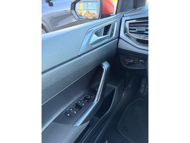 Volkswagen Polo 1.0 TSI Highline R-Line|Led|Camera|VirtualDash|Climatronic|Nap!!