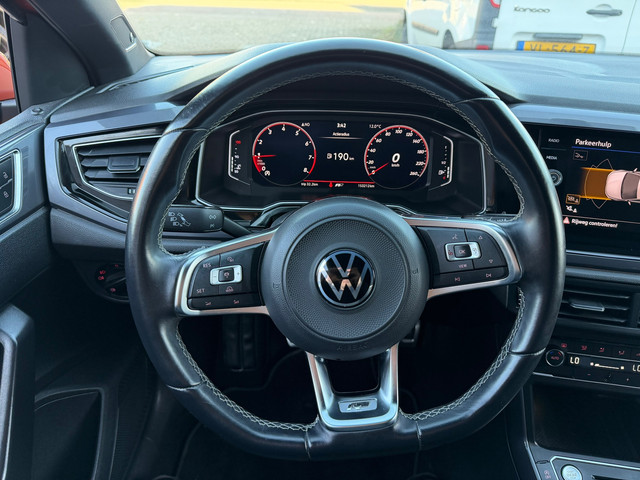 Volkswagen Polo 1.0 TSI Highline R-Line|Led|Camera|VirtualDash|Climatronic|Nap!!