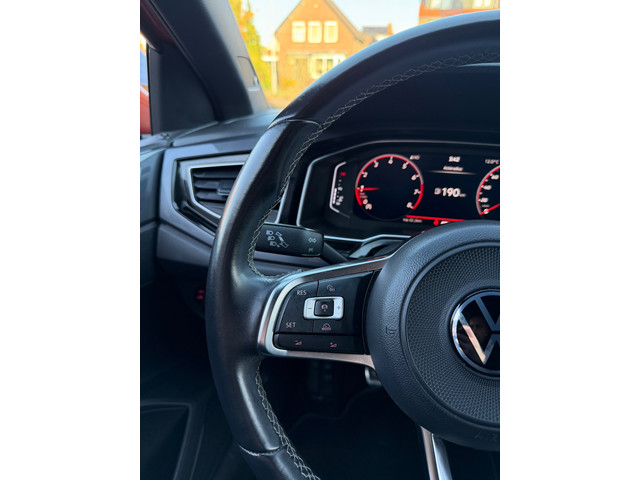 Volkswagen Polo 1.0 TSI Highline R-Line|Led|Camera|VirtualDash|Climatronic|Nap!!