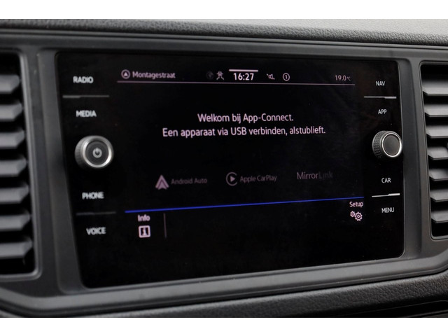 Volkswagen Crafter 35 2.0 TDI 177pk RWD L3H3 (L2H2) Airco Navi Camera Trekhaak 3500kg 09-2021