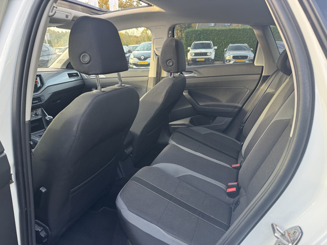 Volkswagen Polo 1.0 TSI Highline Panoramadak Virtual Cockpit CarPlay 17'' LED Koplampen Climate Control ACC