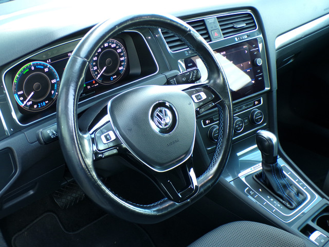 Volkswagen e-Golf E-DITION, SOH 93.5% Full LED Carplay + Android Auto Virtual Cockpit Parkeersensoren V + A