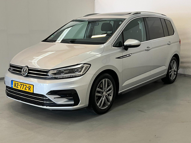 Volkswagen Touran 1.8 TSI Highline R Line 7-pers Pano NL-auto