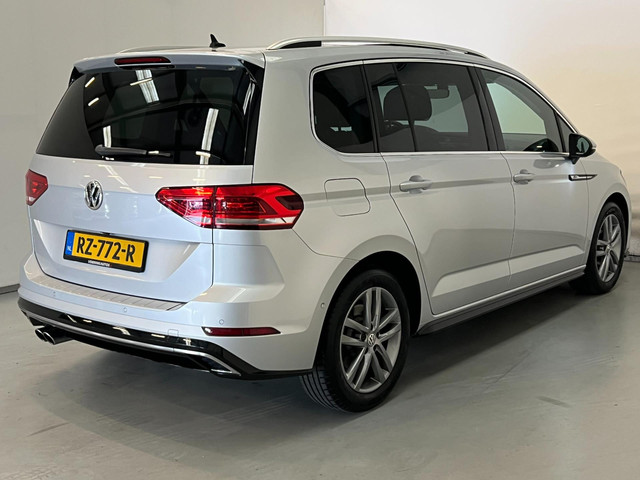 Volkswagen Touran 1.8 TSI Highline R Line 7-pers Pano NL-auto