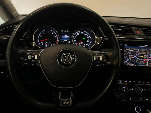 Volkswagen Touran 1.8 TSI Highline R Line 7-pers Pano NL-auto