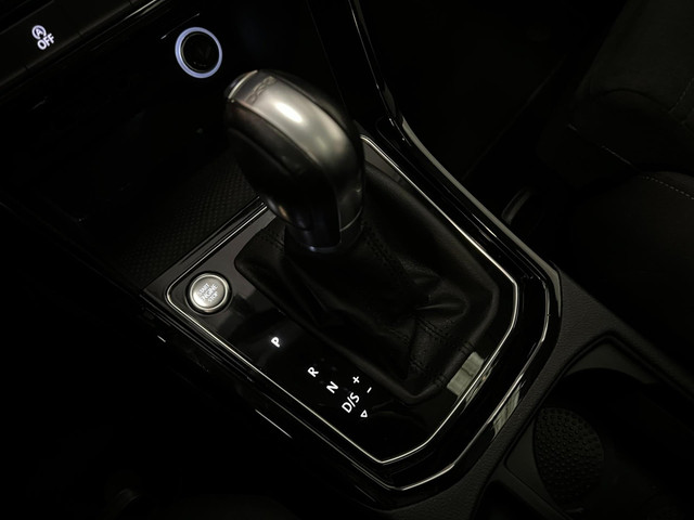 Volkswagen Touran 1.8 TSI Highline R Line 7-pers Pano NL-auto