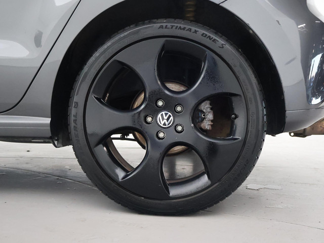 Volkswagen Polo 1.2 TSI 105 PK 5-DEURS GTI LOOK + TREKHAAK | 17 INCH | PRIVACY GLASS