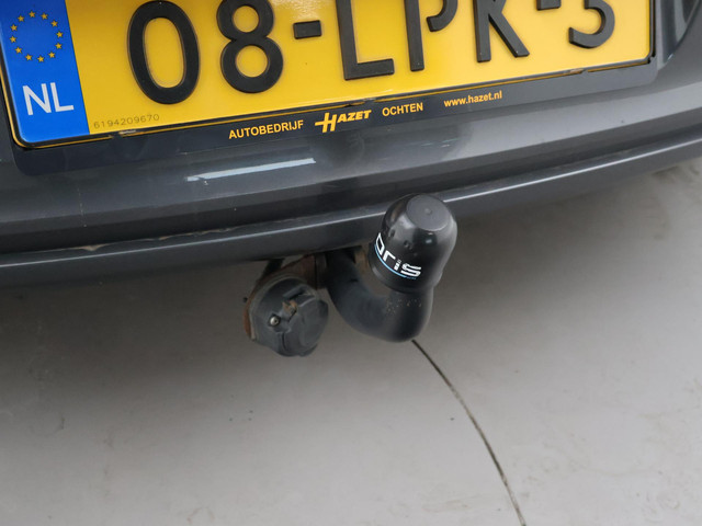 Volkswagen Polo 1.2 TSI 105 PK 5-DEURS GTI LOOK + TREKHAAK | 17 INCH | PRIVACY GLASS