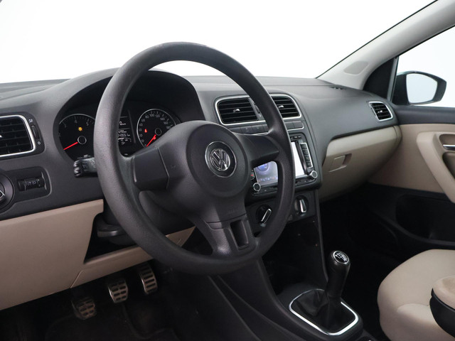 Volkswagen Polo 1.2 TSI 105 PK 5-DEURS GTI LOOK + TREKHAAK | 17 INCH | PRIVACY GLASS