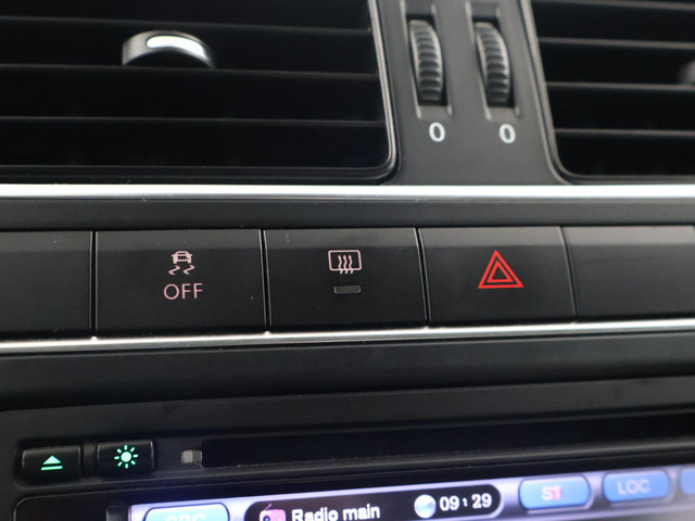 Volkswagen Polo 1.2 TSI 105 PK 5-DEURS GTI LOOK + TREKHAAK | 17 INCH | PRIVACY GLASS