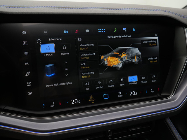 Volkswagen Touareg 3.0 TSi 462 pk tiptronic eHybrid 4MOTION | Panoramadak | Trekhaak | Puglia Leder | Nachtzicht | Head-Up Display | Geheugenstoele