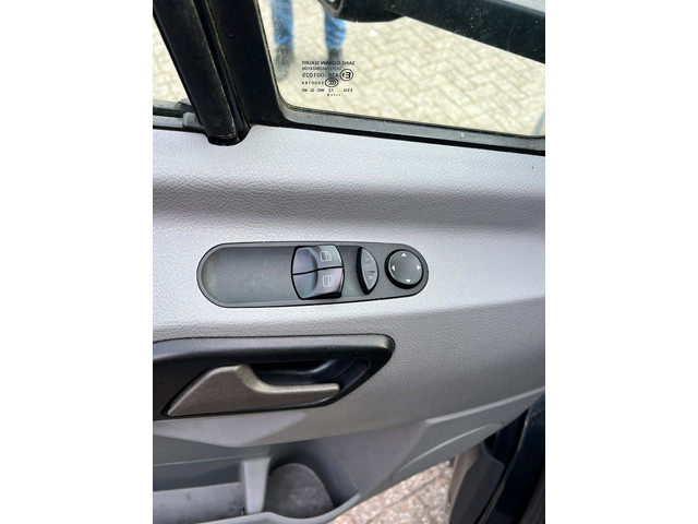 Volkswagen Crafter 46 2.0 TDI L3H3 NL-Auto 2e Eigenaar NAP APK Airco Eleck. Laadklep