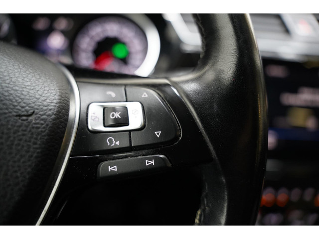 Volkswagen Touran 1.4 TSI Highline 7 PERSOONS PDC TREKHAAK