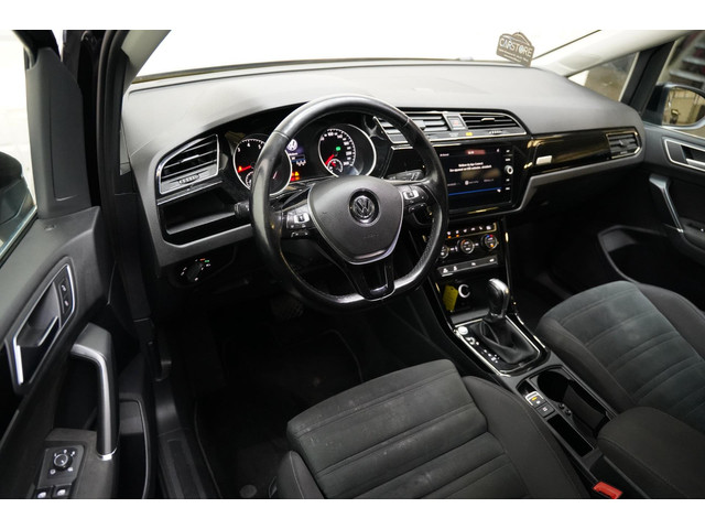 Volkswagen Touran 1.4 TSI Highline 7 PERSOONS PDC TREKHAAK