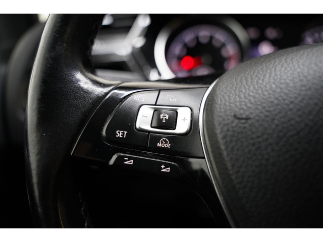 Volkswagen Touran 1.4 TSI Highline 7 PERSOONS PDC TREKHAAK