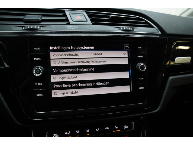 Volkswagen Touran 1.4 TSI Highline 7 PERSOONS PDC TREKHAAK