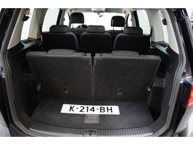 Volkswagen Touran 1.4 TSI Highline 7 PERSOONS PDC TREKHAAK