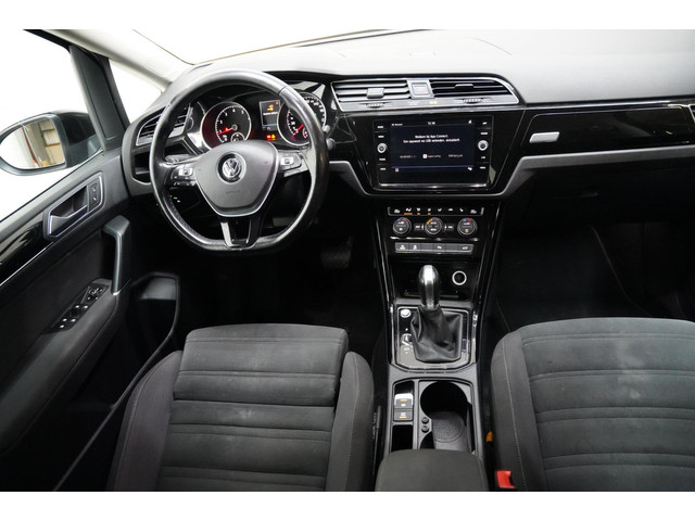 Volkswagen Touran 1.4 TSI Highline 7 PERSOONS PDC TREKHAAK