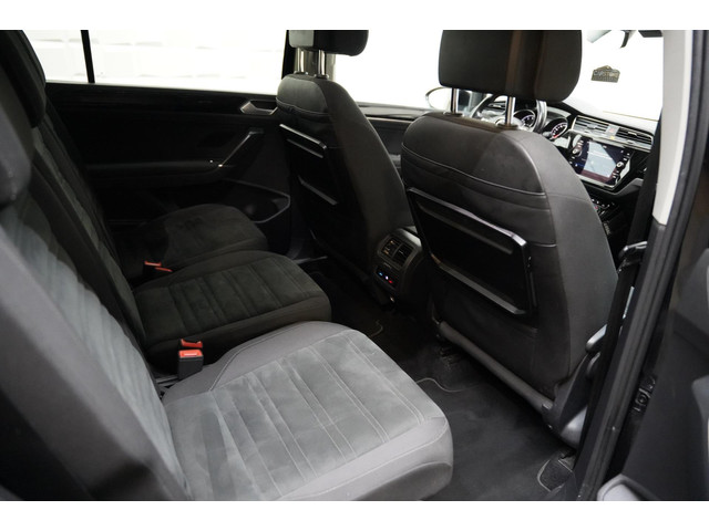Volkswagen Touran 1.4 TSI Highline 7 PERSOONS PDC TREKHAAK