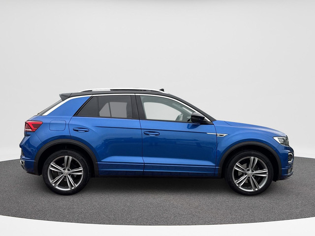 volkswagen-t-roc-1.5-tsi-sport---r-line---150pk---automaat---pano-dak---trekhaak---beats-audio--