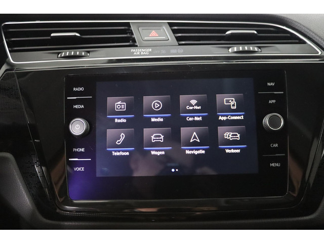 Volkswagen Touran 1.4 TSI Connected Series, R-line, 7-Persoons, Trekhaak, Apple Carplay Andriod auto, ACC,
