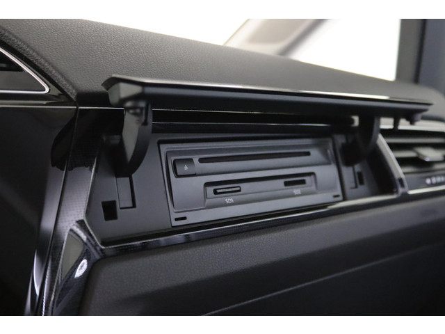 Volkswagen Touran 1.4 TSI Connected Series, R-line, 7-Persoons, Trekhaak, Apple Carplay Andriod auto, ACC,