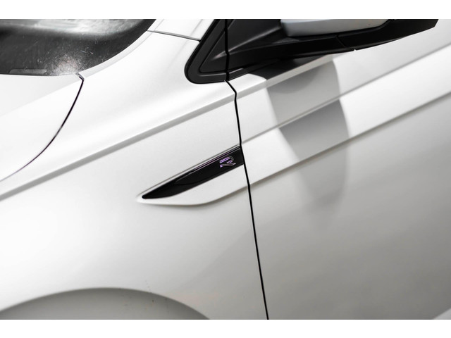 Volkswagen Polo 1.0 TSI R-Line DSG IQ PANO