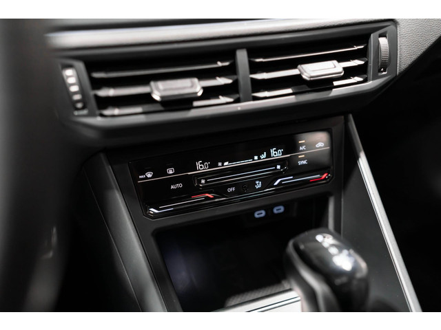 Volkswagen Polo 1.0 TSI R-Line DSG IQ PANO