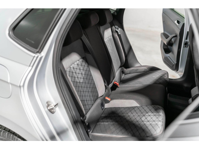 Volkswagen Polo 1.0 TSI R-Line DSG IQ PANO