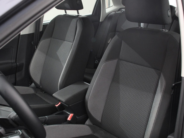 Volkswagen Polo 1.0 TSI Life DSG | Navigatie | Apple Carplay Android auto | Airco | Stoelverwarming | Dab | Digitaal dashboard | Adapive Cruise