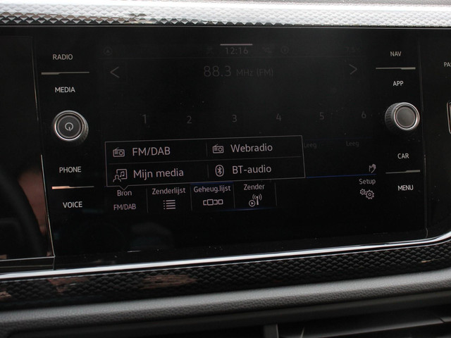 Volkswagen Polo 1.0 TSI Life DSG | Navigatie | Apple Carplay Android auto | Airco | Stoelverwarming | Dab | Digitaal dashboard | Adapive Cruise