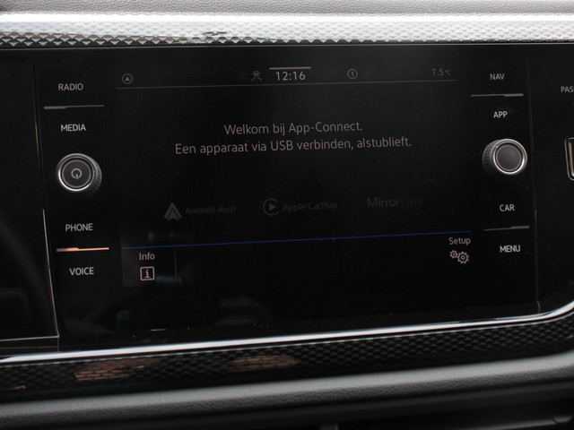 Volkswagen Polo 1.0 TSI Life DSG | Navigatie | Apple Carplay Android auto | Airco | Stoelverwarming | Dab | Digitaal dashboard | Adapive Cruise