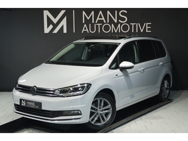 volkswagen-touran-1.4-tsi-7p---panodak---adapt-cruise---trekhaak-elek---camera