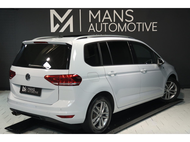 Volkswagen Touran 1.4 TSI 7p PANODAK ADAPT CRUISE TREKHAAK ELEK CAMERA